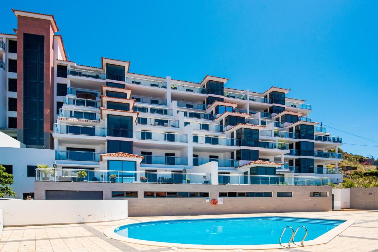 Penthouse Paradisus By Lovelystay Caniço Exterior foto